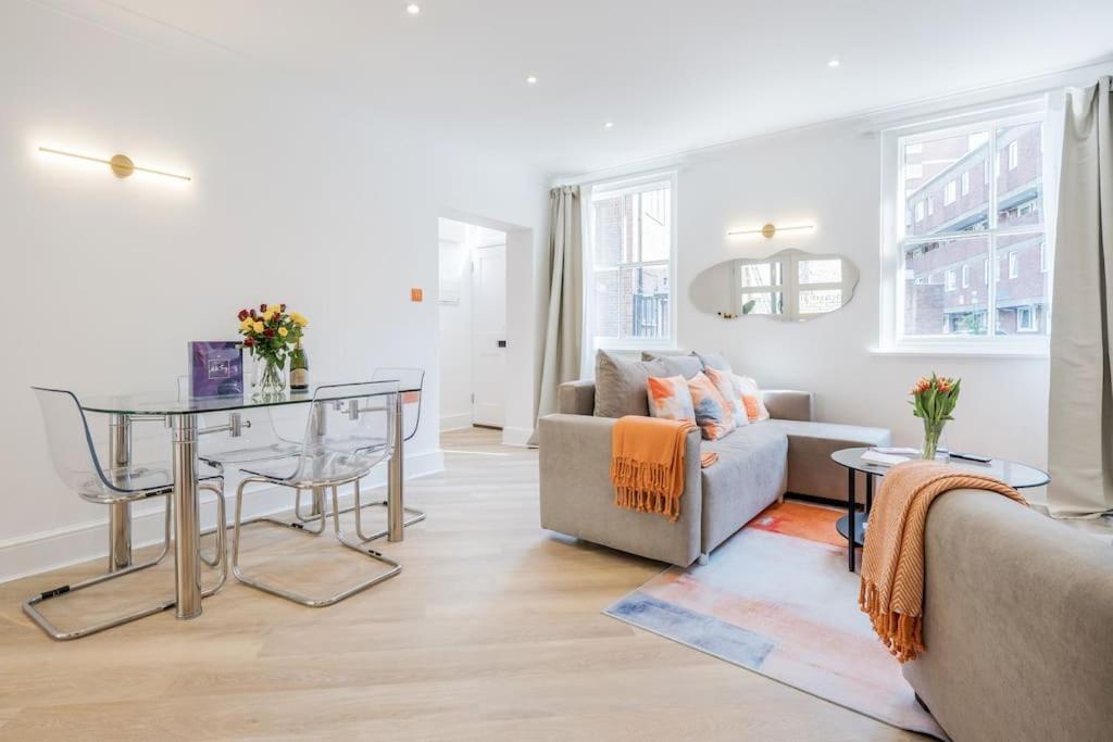 House 10 Mins To Tower Bridge Hot Tub & Parking * London