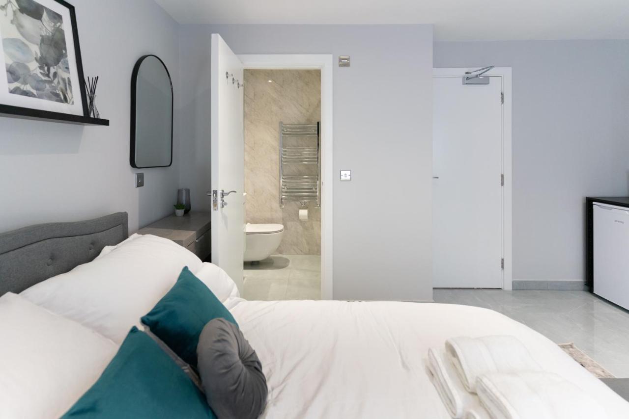 Luxury 5bd Guest house *
