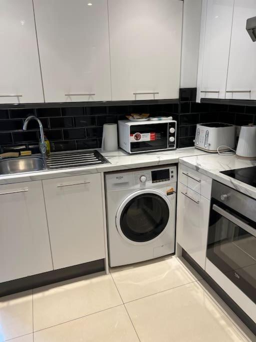 Lovely Apartment- Long Stayer Welcome Apartment
