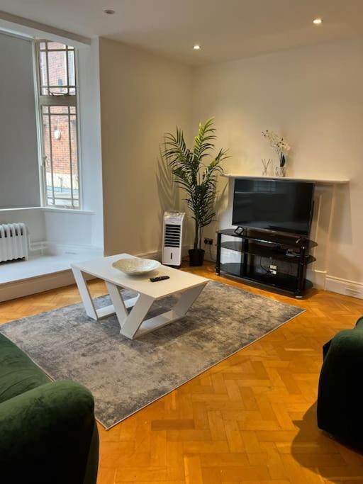 Apartment Lovely Apartment- Long Stayer Welcome