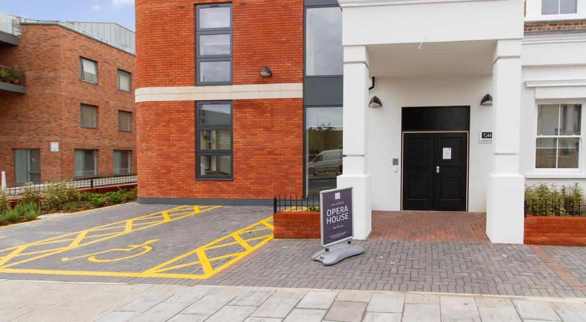 Leilighet Stunning Modern At Seven Sisters Located In London