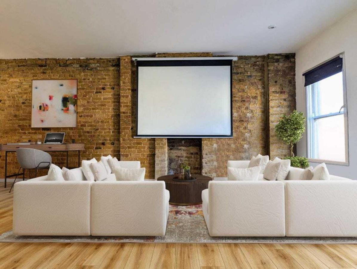 Apartment Cinema Set Up, Sleeps 6 Ppl, Central