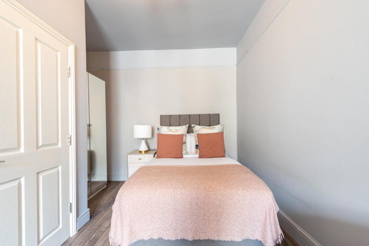 Paddington By Capital Apartment