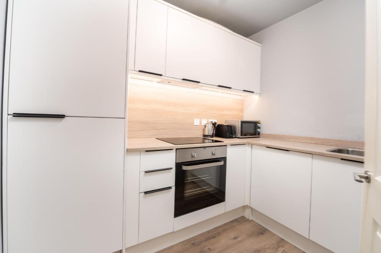 Paddington By Capital Apartment