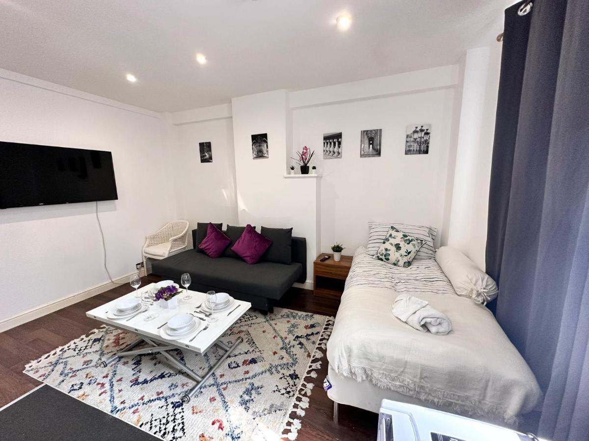 Central 1-bedroom Cozy Budget Apartment, Edgware Road *