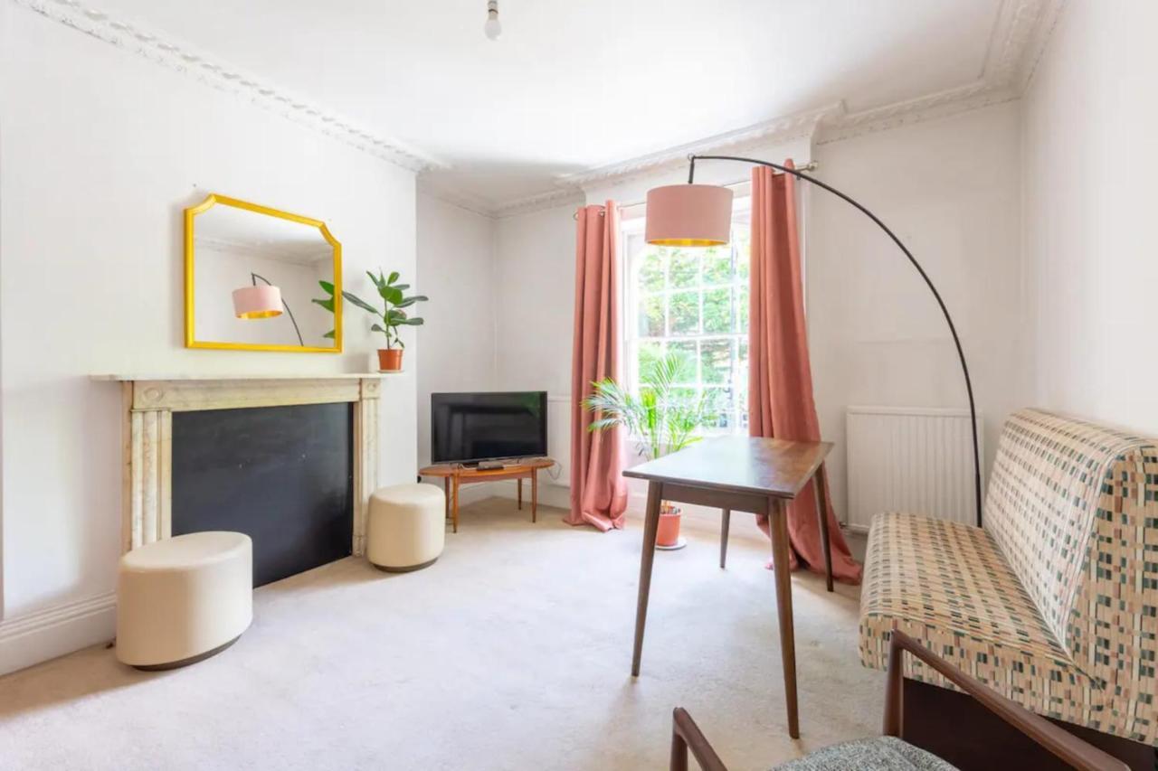 Charming & 2bd Flat - Islington Londen