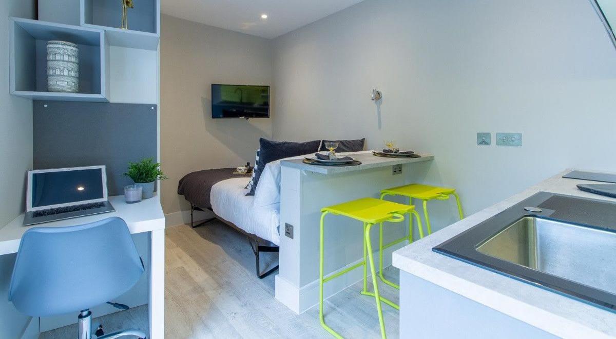 Stunning Modern At Seven Sisters Located In Leilighet *