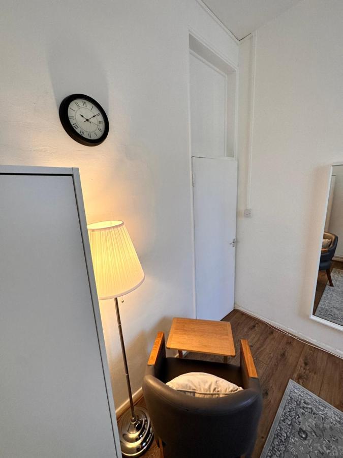 2 Amazing Double In Whitechapel London