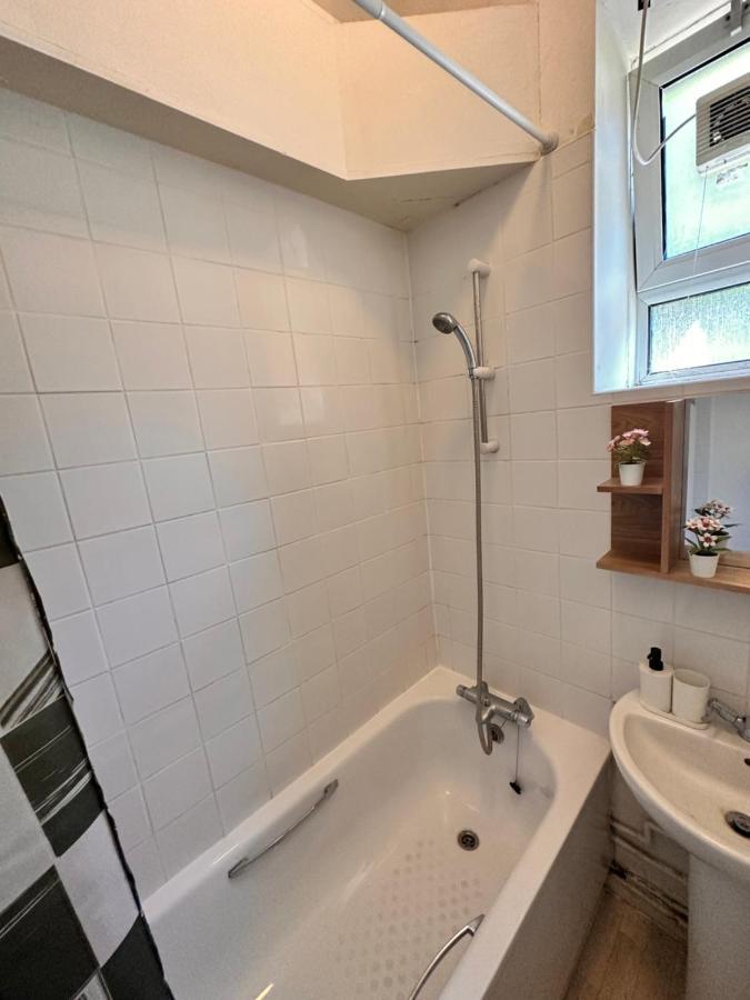2 Amazing Double In Whitechapel Gasthof