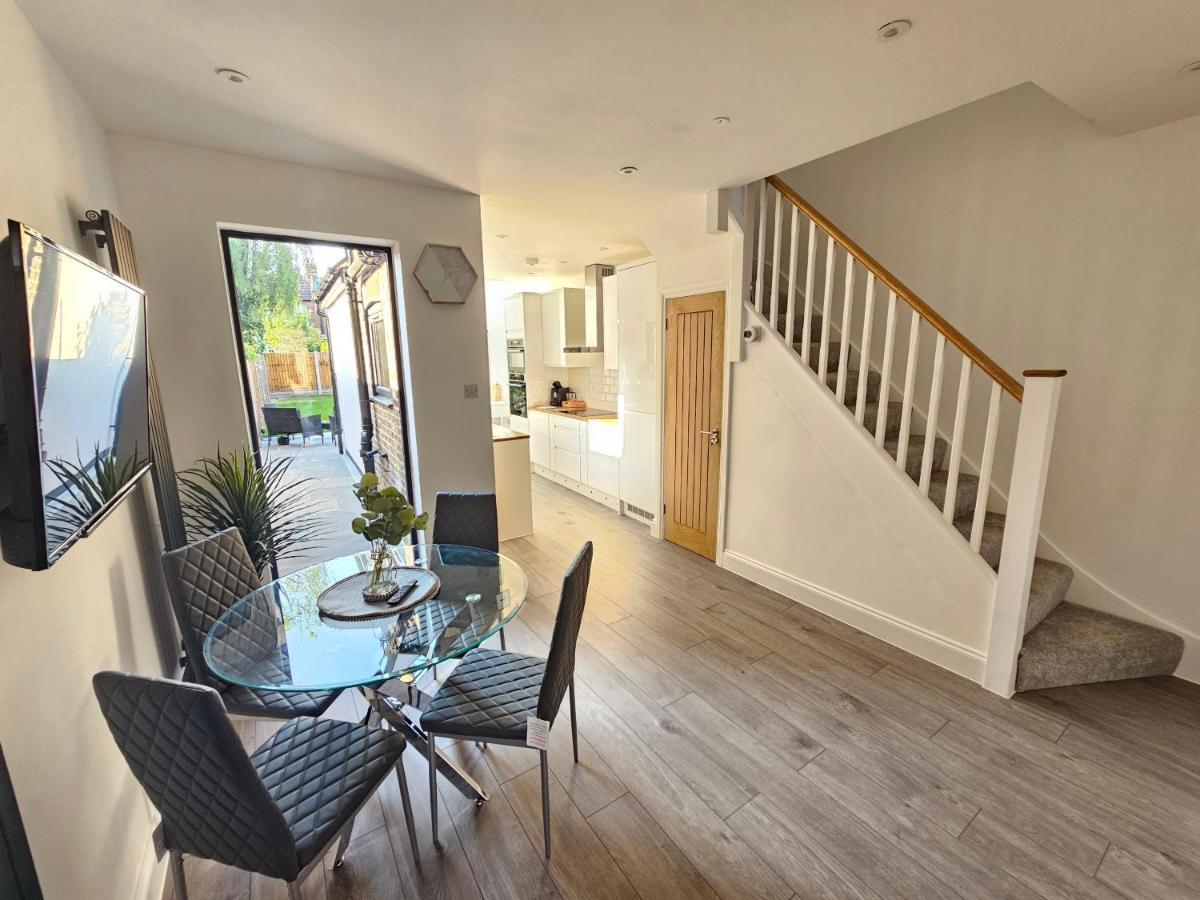 Appartement Spacious 4br House, London, Sleeps 9, Parking Available *