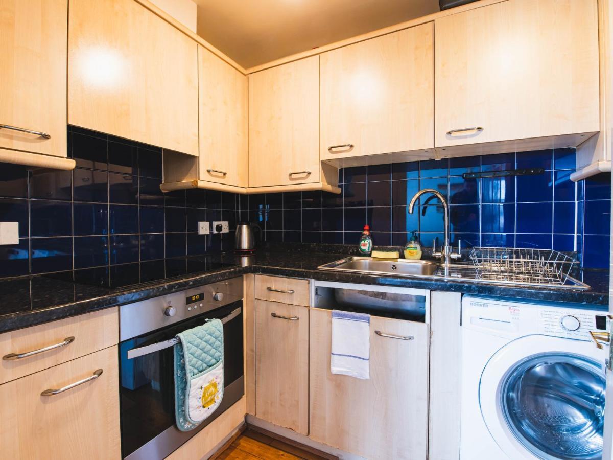 Apartment Pass The Keys Earl's Court Floor London