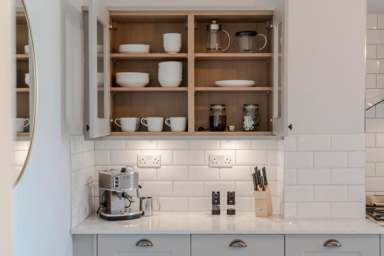 Lux And Spacious 4 Bedroom Camden London