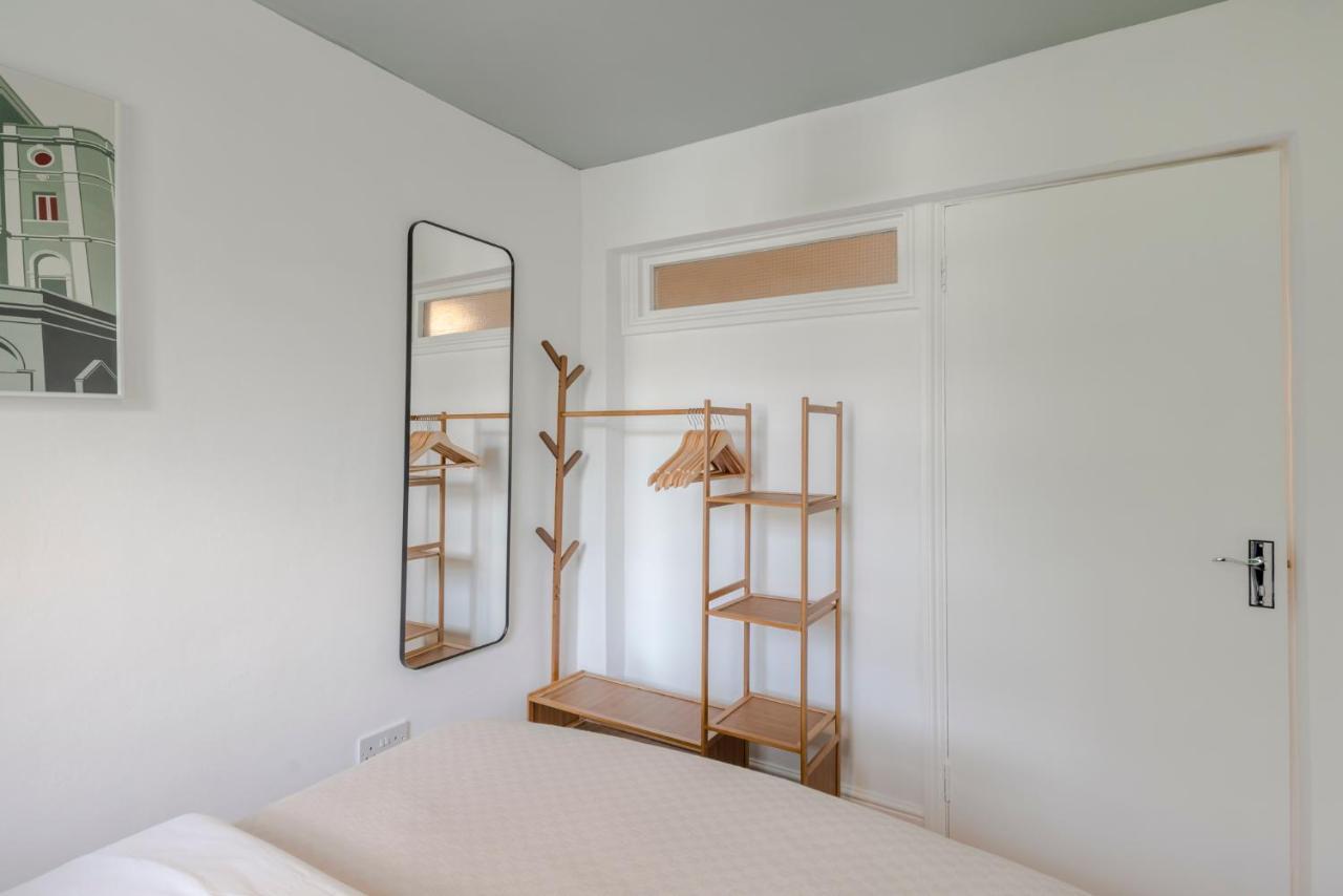 Lux And Spacious 4 Bedroom Camden Apartment *