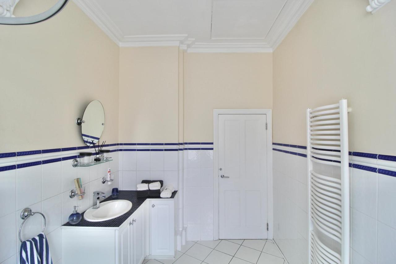 The At Athol House Apartment