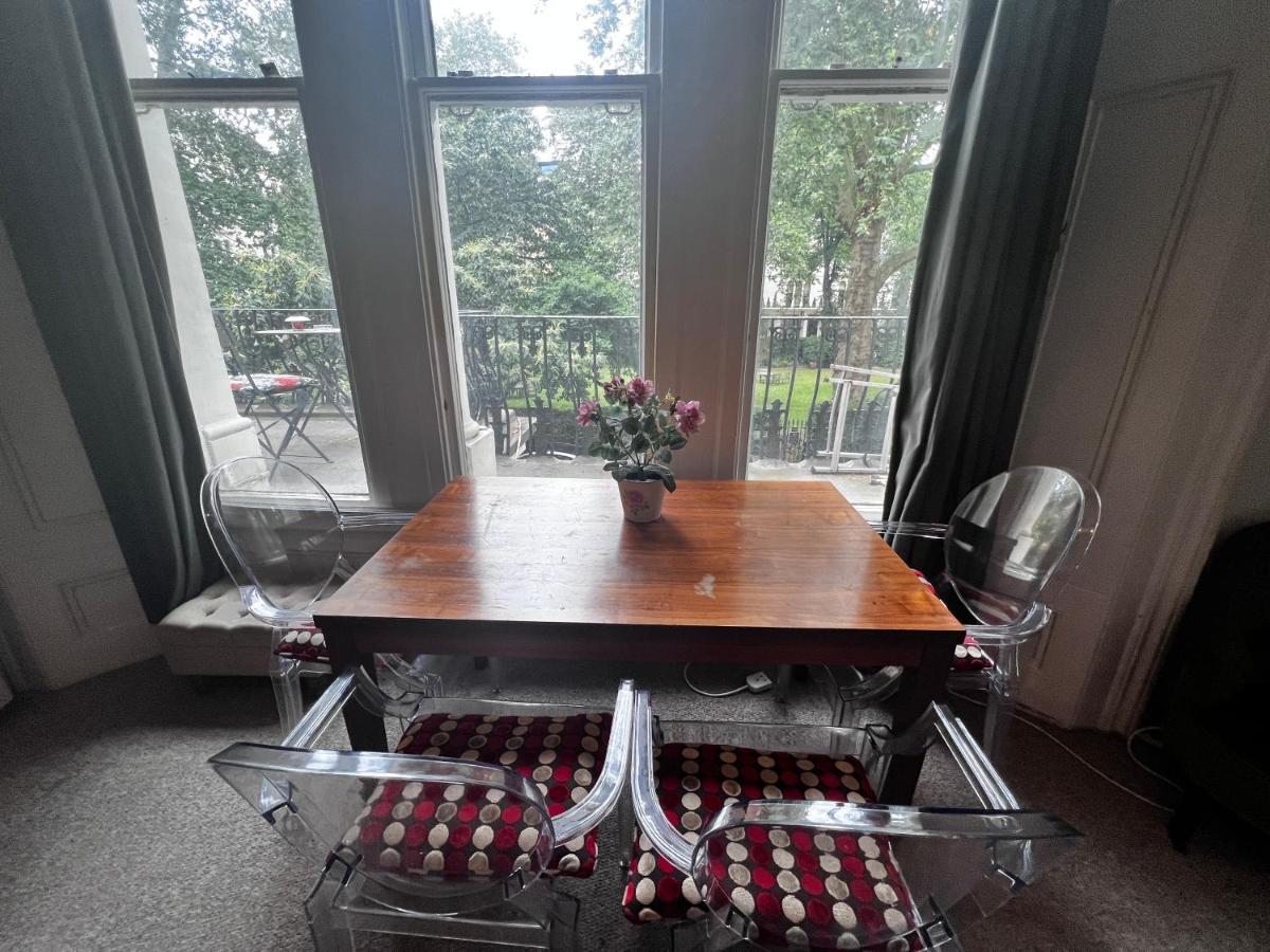Hyde Park Has Private Balcony With Tranquil Garden View London