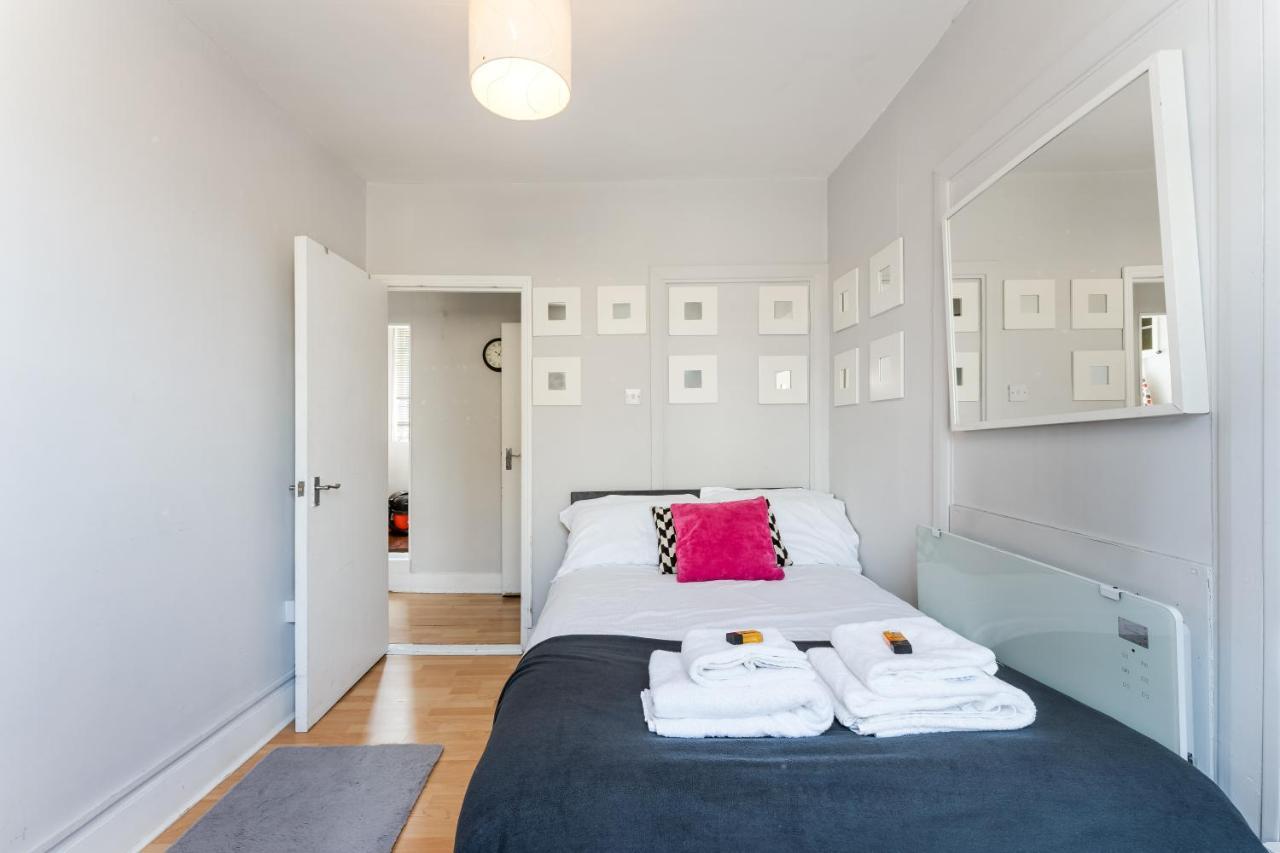 Shoreditch Studio - Sleeps 2 Appartement Londen