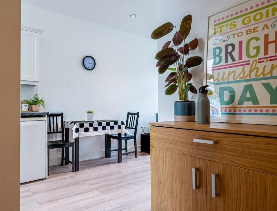 Leilighet Cosy Flat In Central Ldn Payment To The Host London
