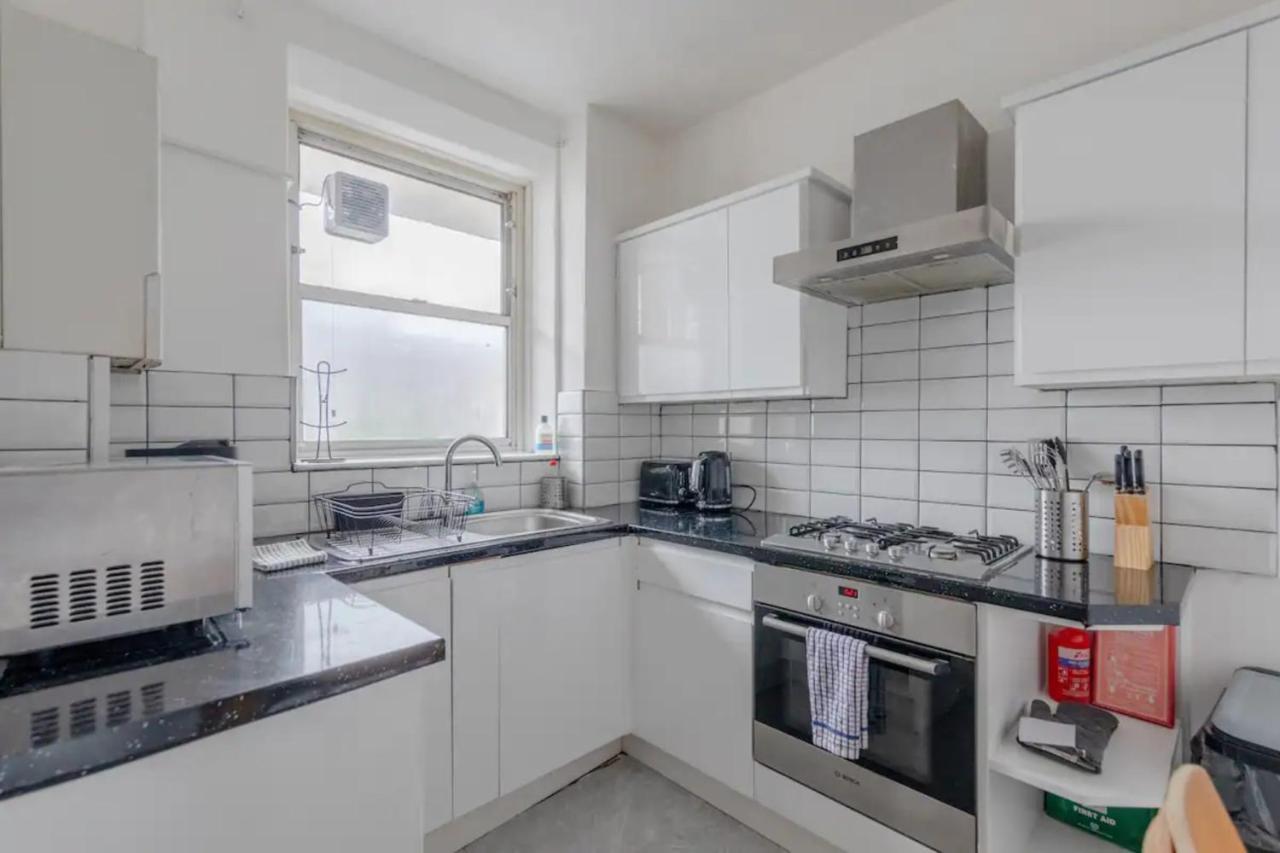 3bd Flat In The Heart Of Camden Town *