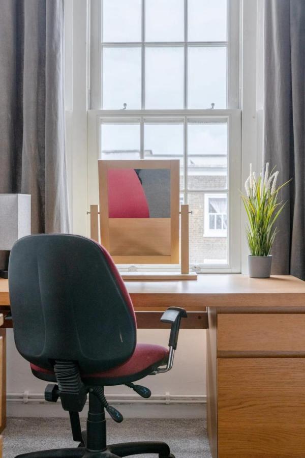 3bd Flat In The Heart Of Camden Town Leilighet London