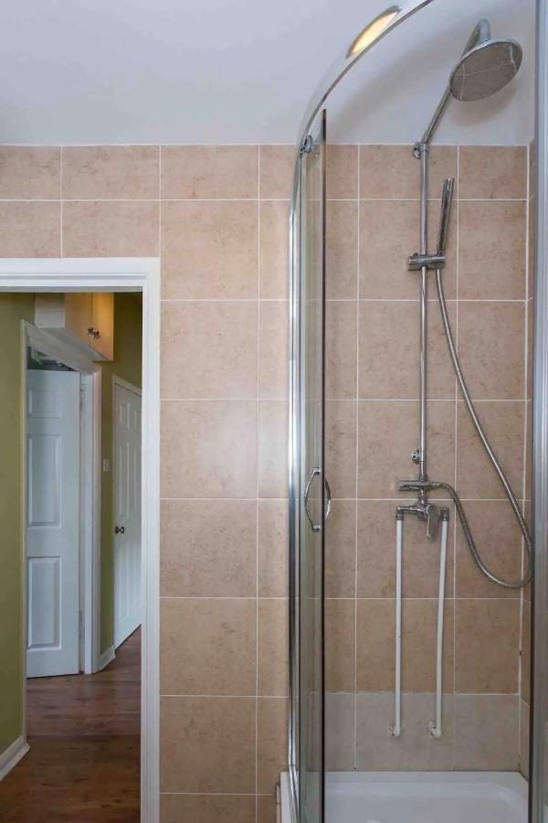 Apartment Camden Apartment By Morethanstays London