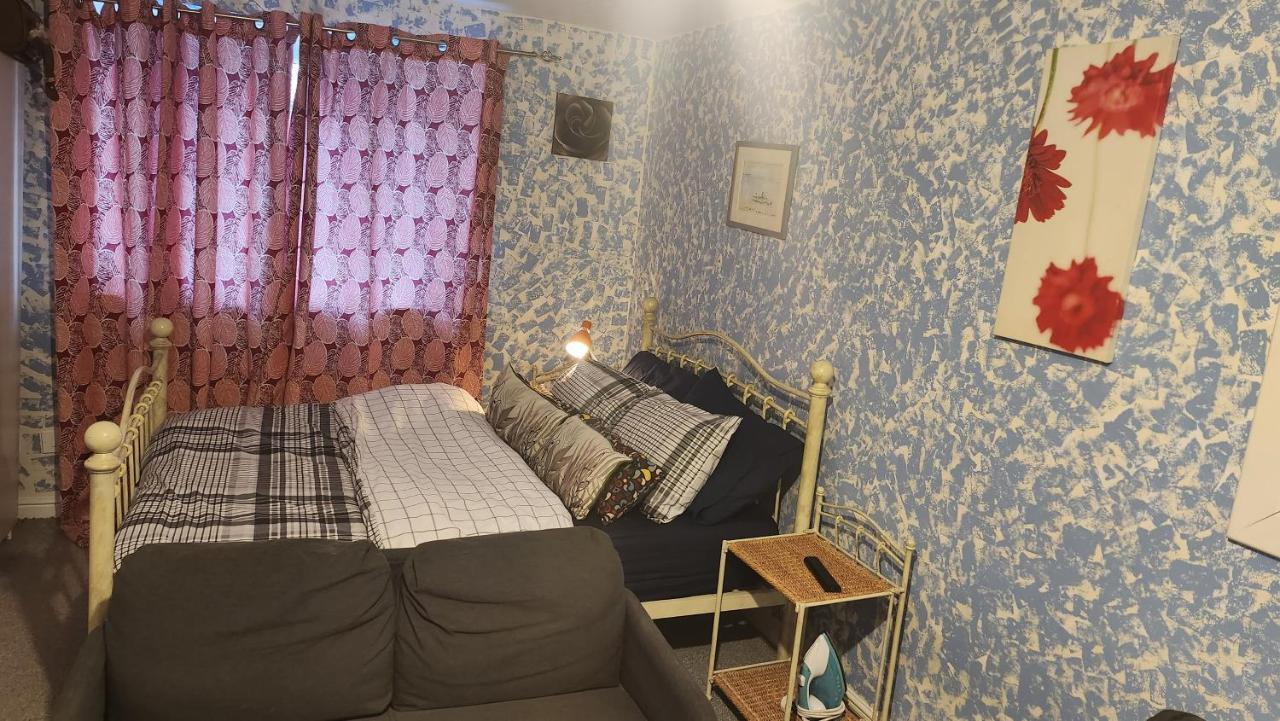 Moris Habitación en casa particular Londres