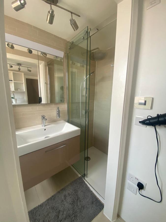 Privatunterkunft Private In Excellent Family House ,zone 2