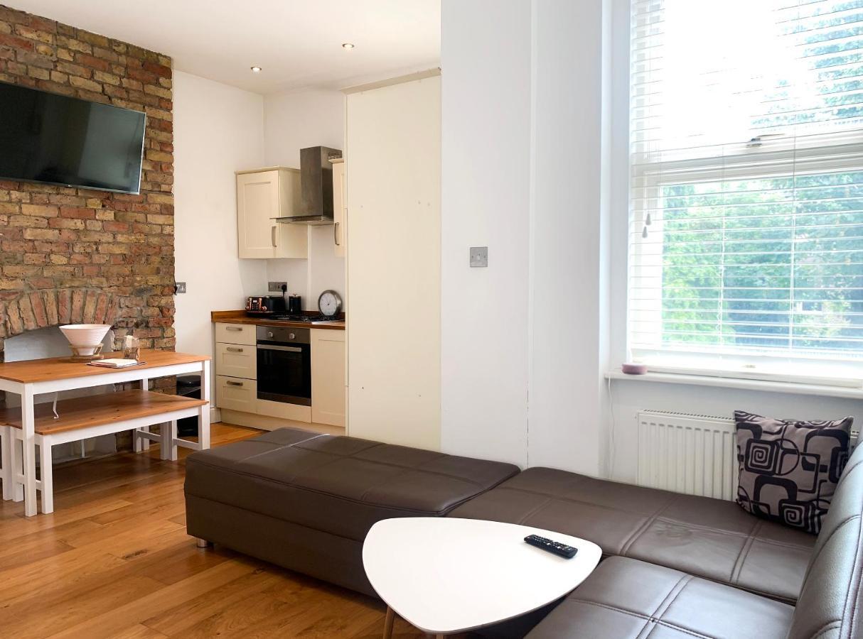 Location 2 Bed Flat, Zone Ii, Nw6 Leilighet *