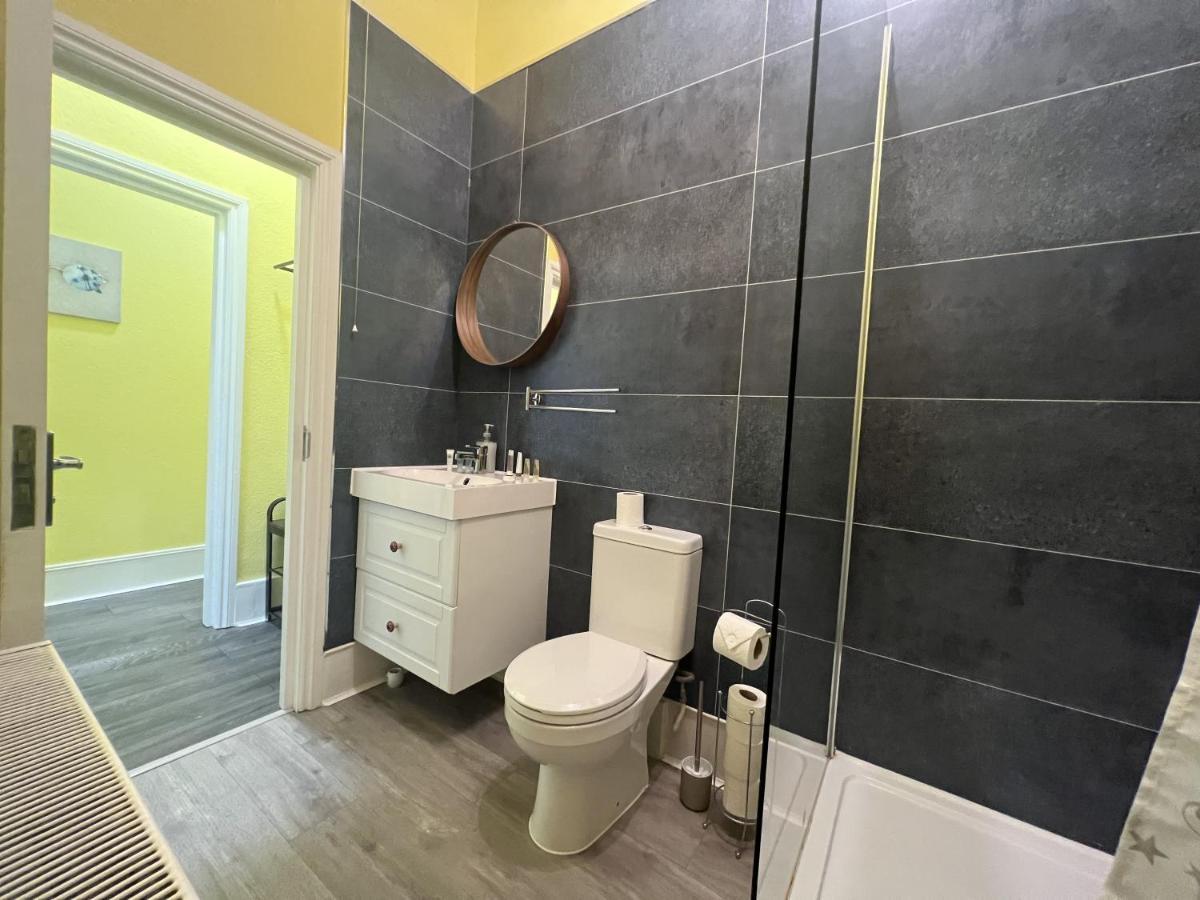 Luxury Holiday Elizabeth Line Apartment *