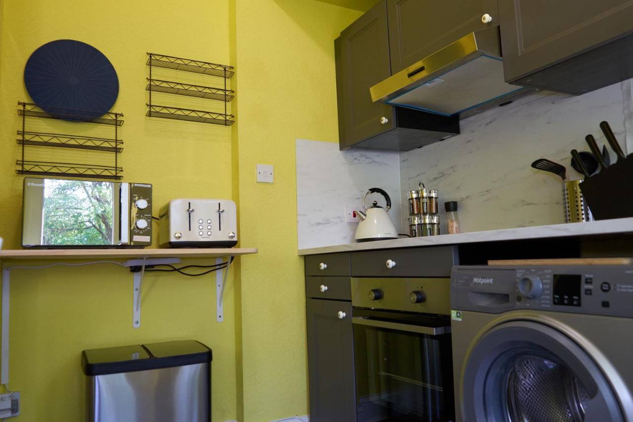 Luxury Holiday Elizabeth Line Apartment *