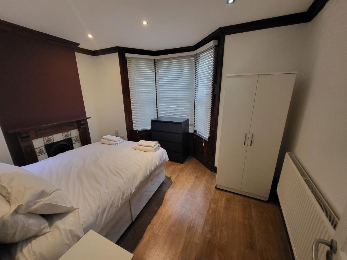 Leilighet Large 4 Bedroom House In *