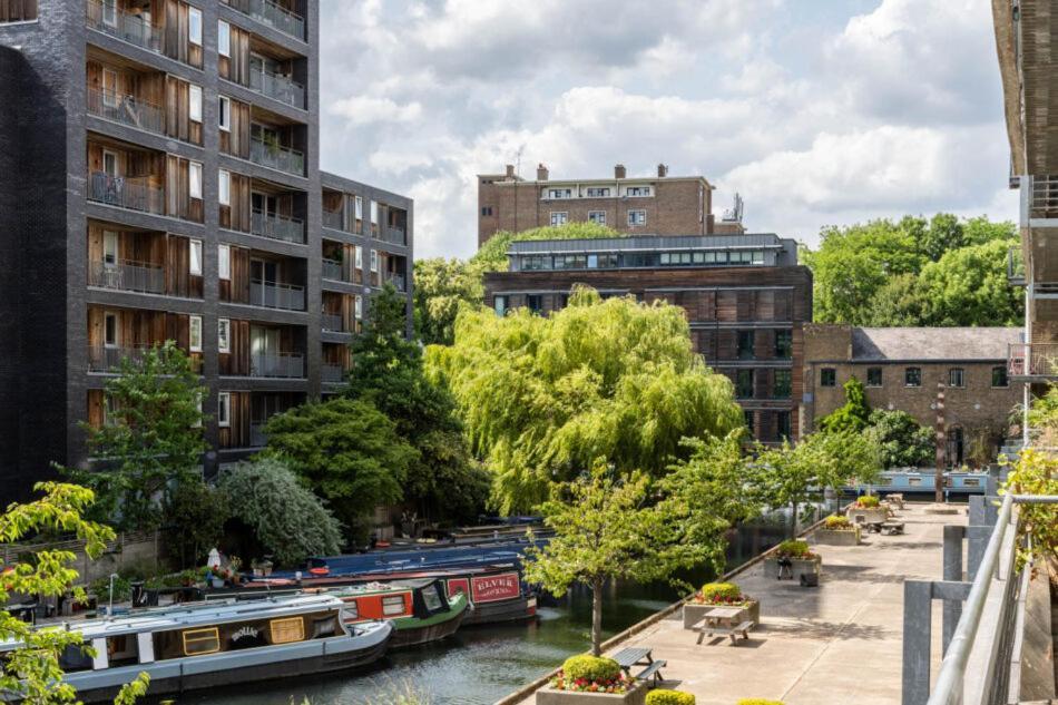Apartment Altido Modern Flat With Canal Views London