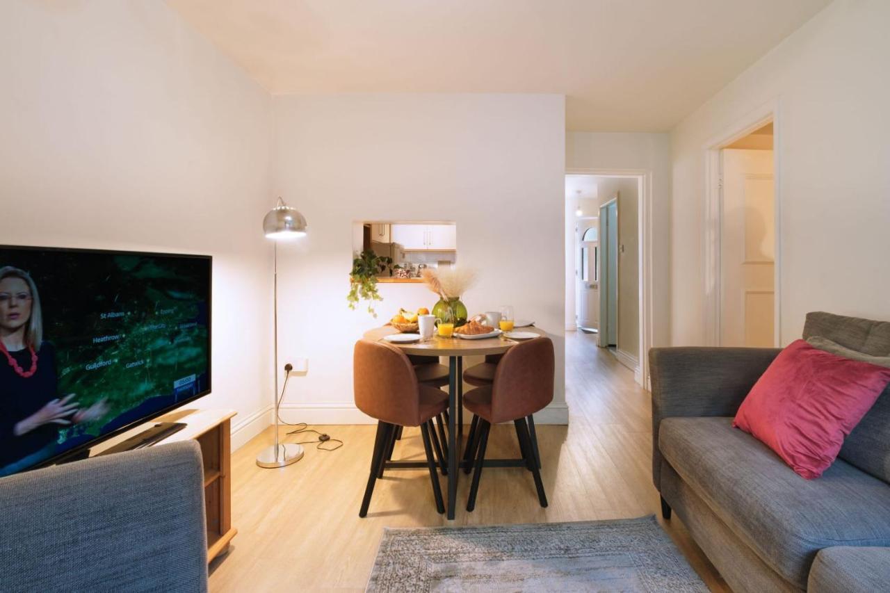 Lovely 2br Flat By Kings Cross Station * Londen