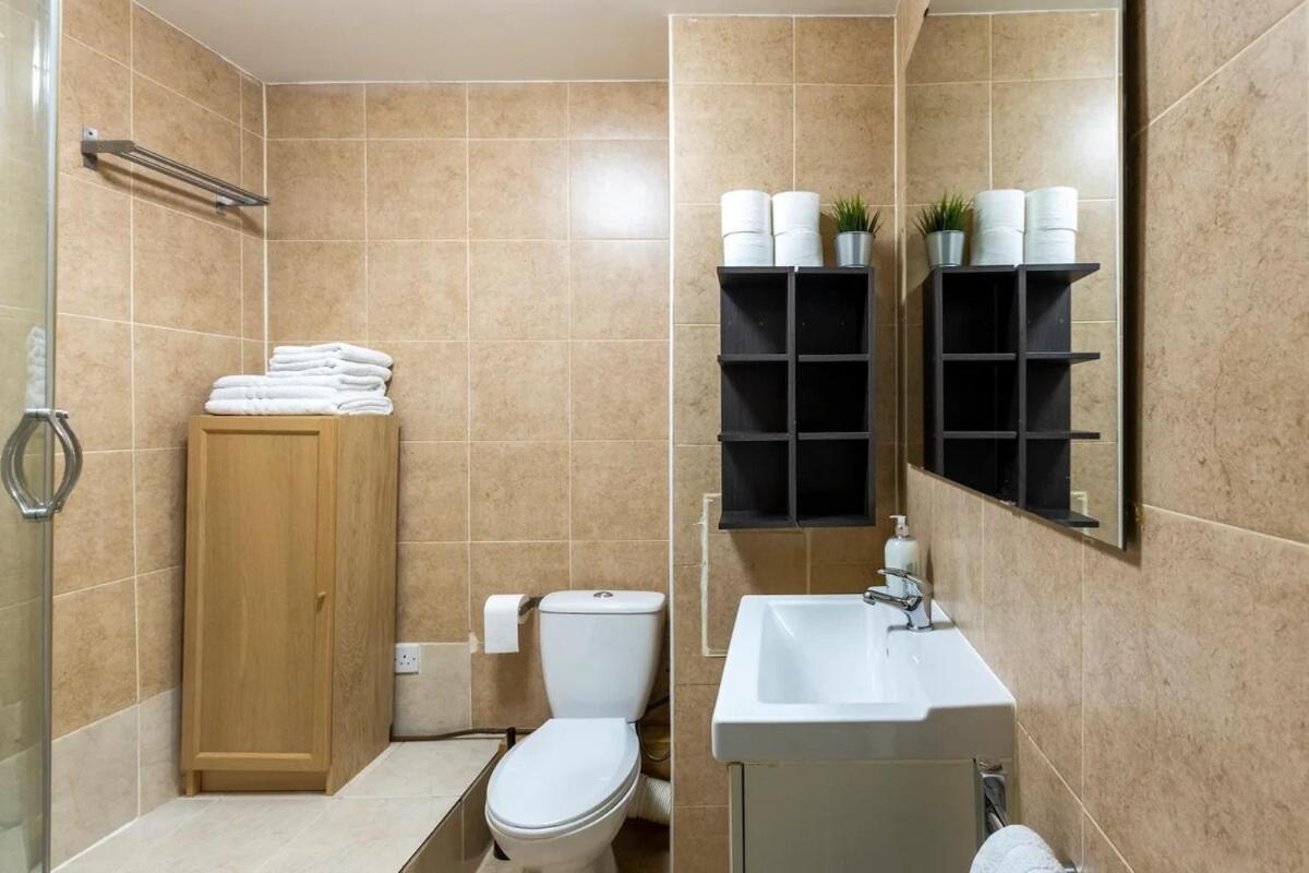 Apartment Camden Apartment By Morethanstays London