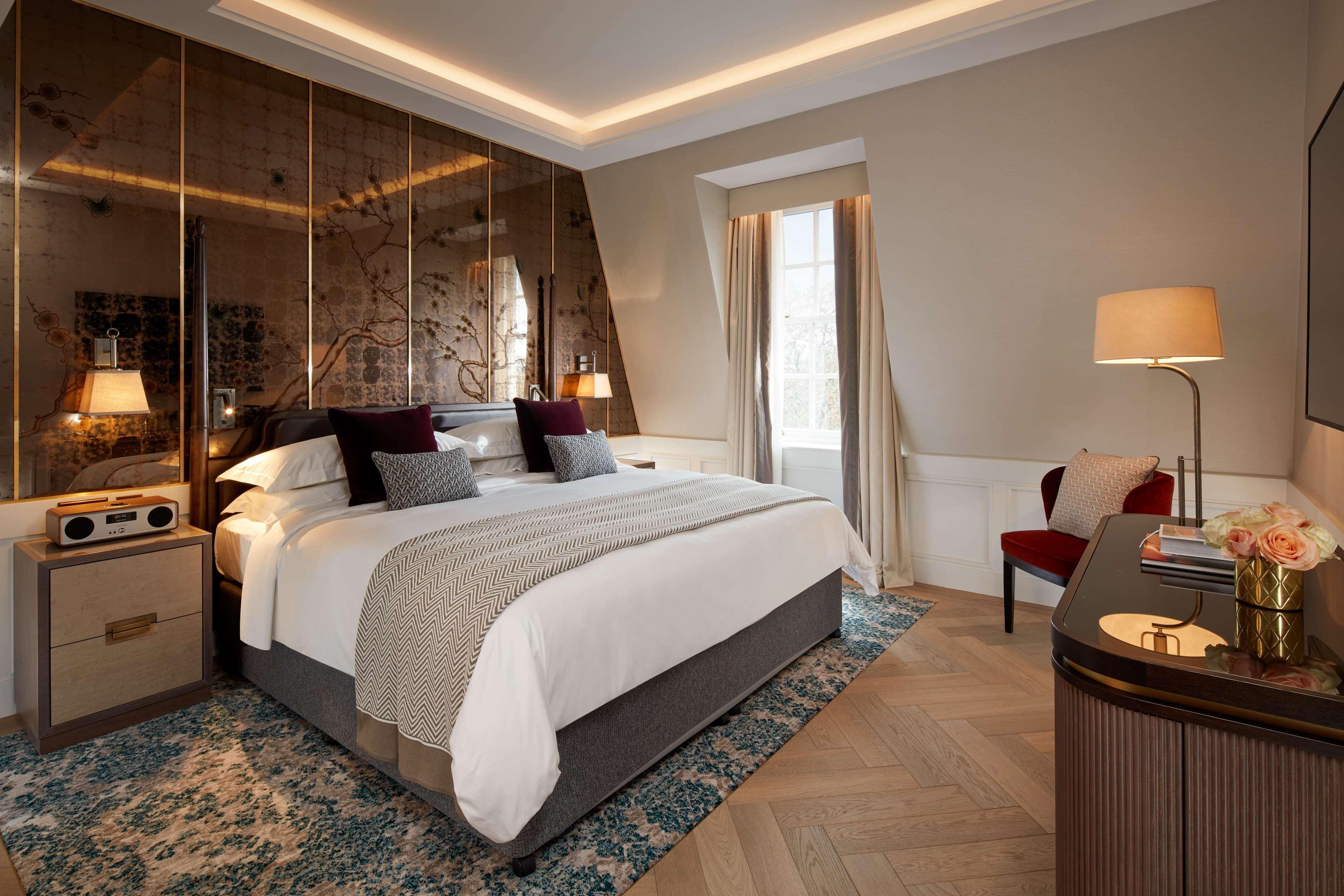 The Biltmore Mayfair 5*