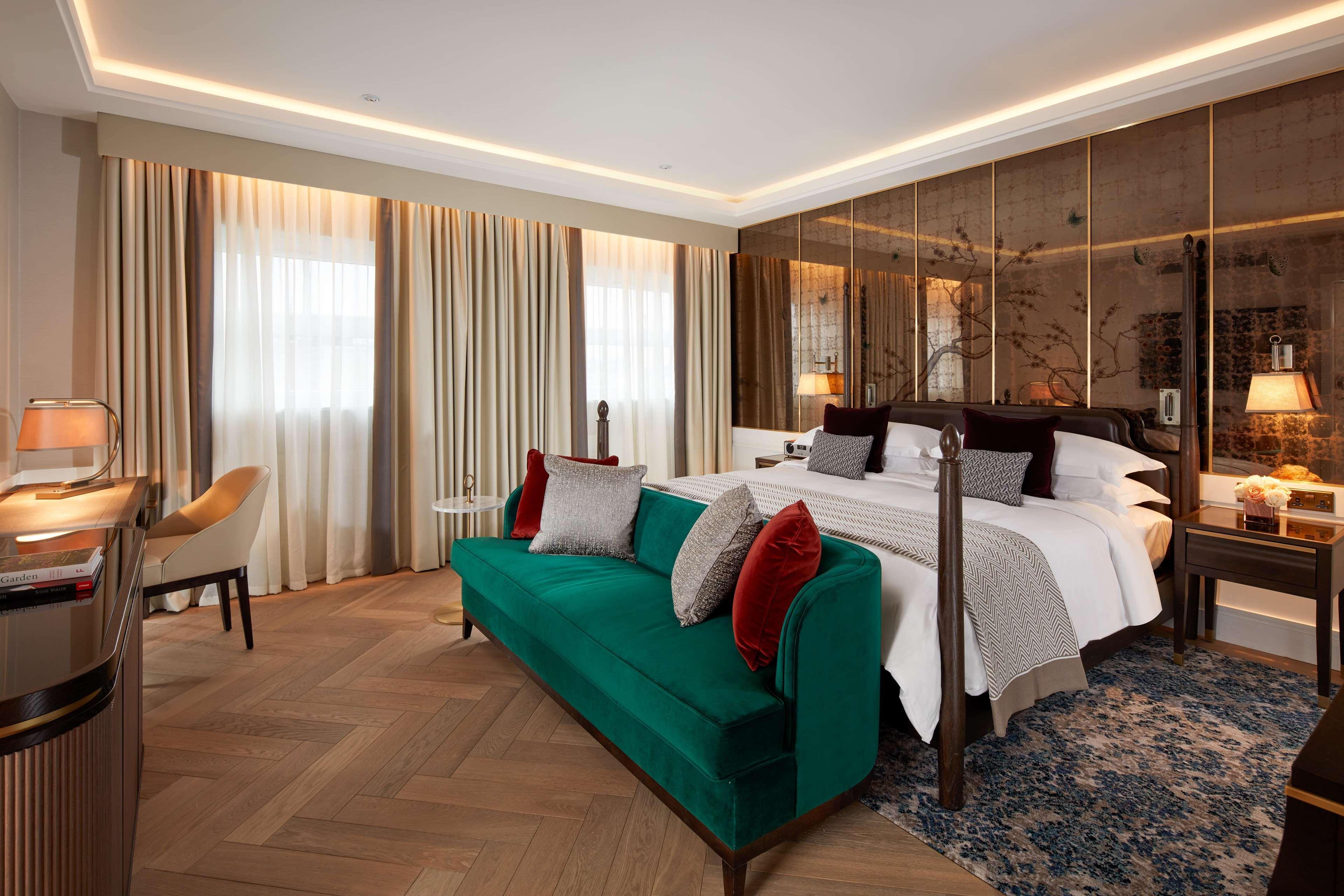 The Biltmore Mayfair 5*