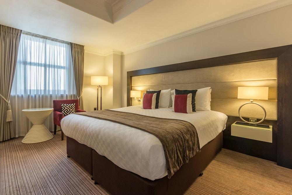 Thistle Holborn Hotel 4*