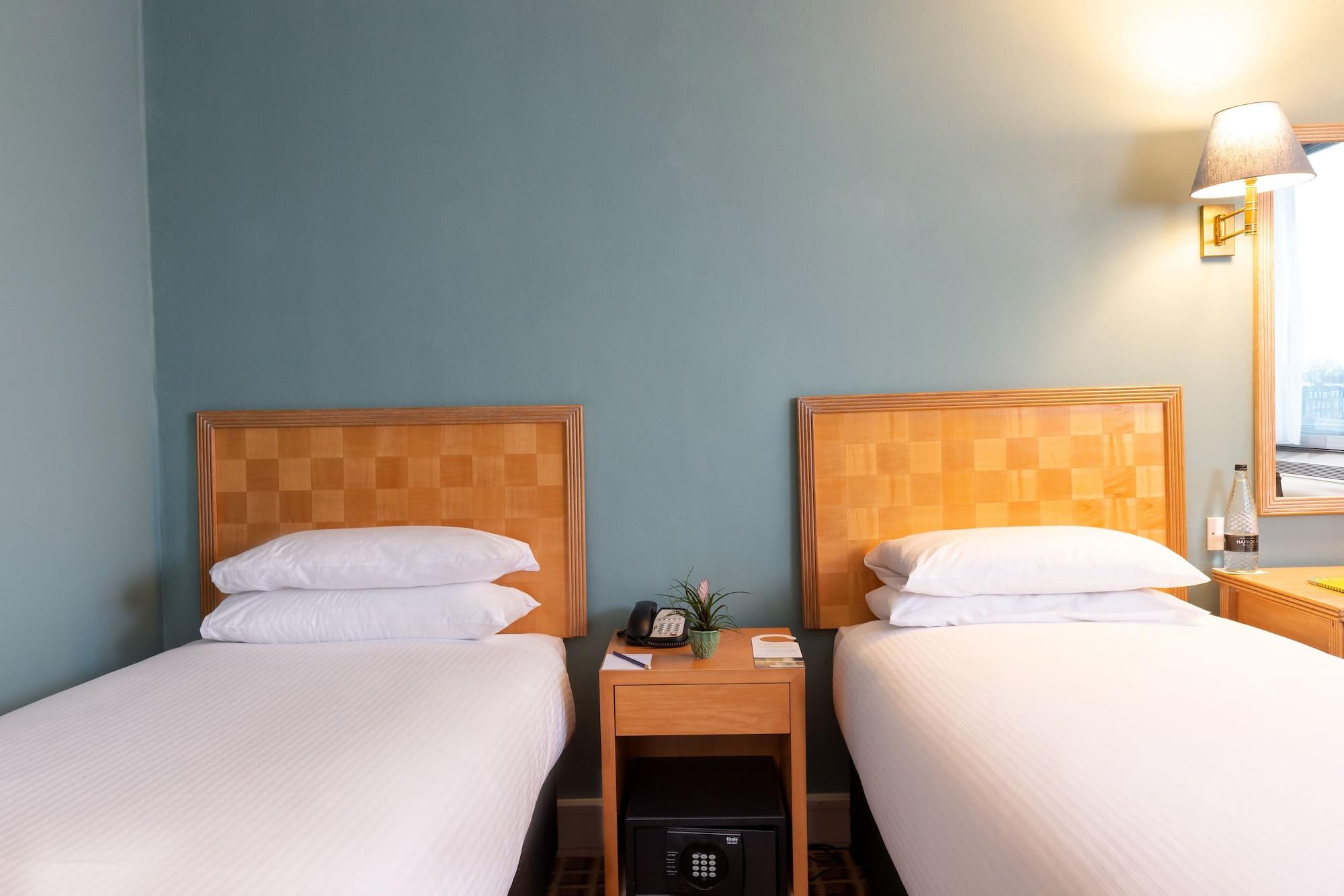 Hotel Copthorne Tara Kensington 4*