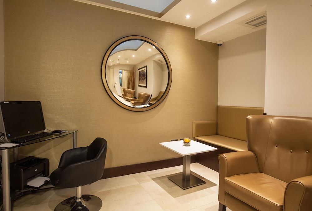 Paddington Court Executive 4*