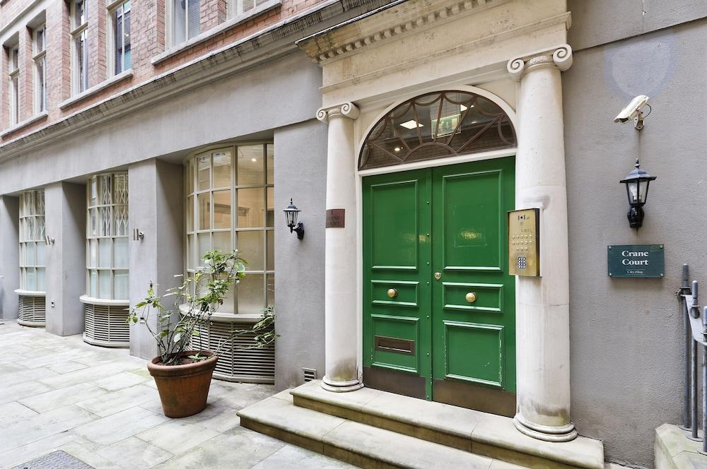 Saco Fleet Street, Crane Court Apartment *