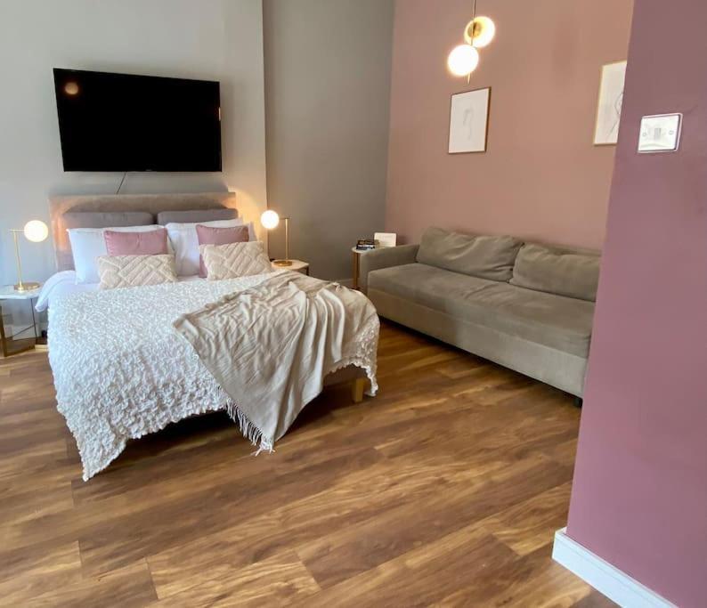 For 3 Near Regents Park N5 Leilighet