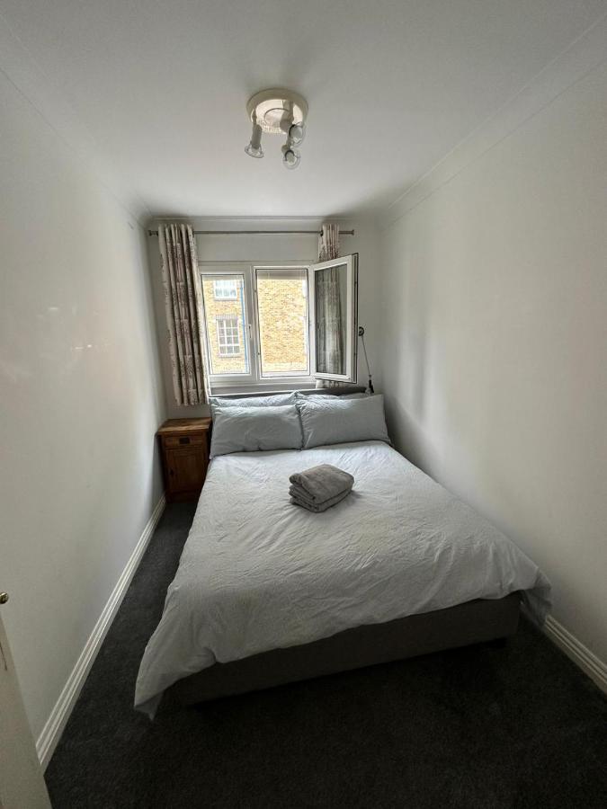 Narrow Street Apartment *