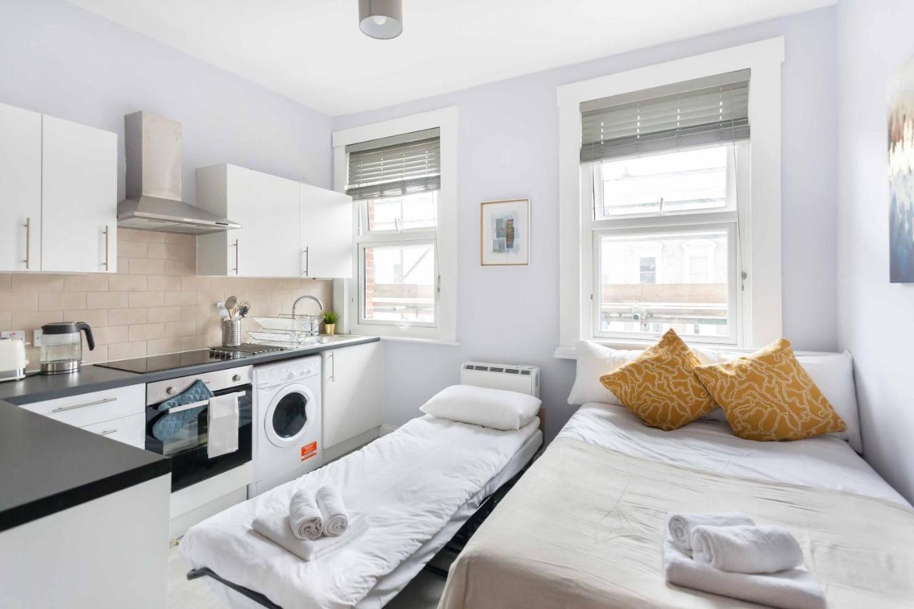 Superb Apts In Earls Court *