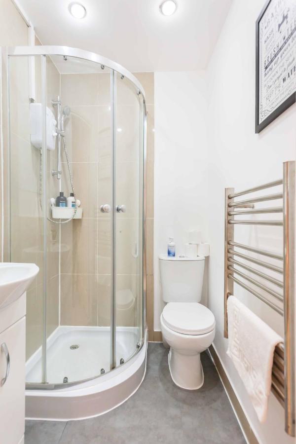 Superb Apts In Earls Court London