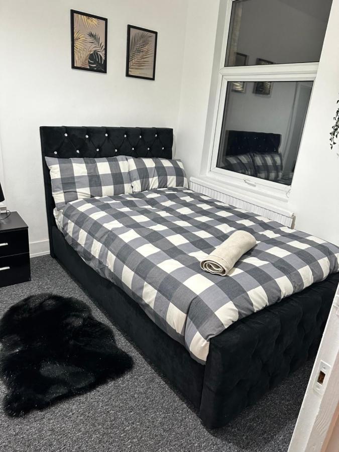 Feriehus 3 Bedroom House With Garden In Tottenham London