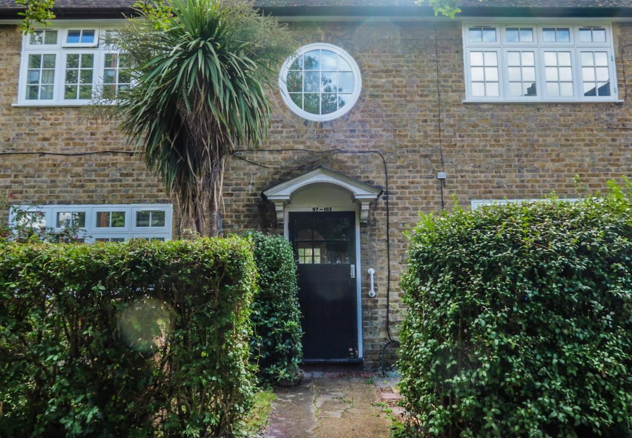 Guest house Vintage Room-only London