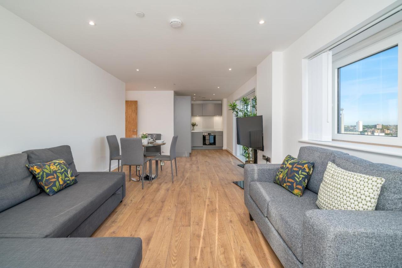 Skyvillion - River Thames Floor By Woolwich Ferry, Mins To Excel, O2 Arena , Airport With Parking London