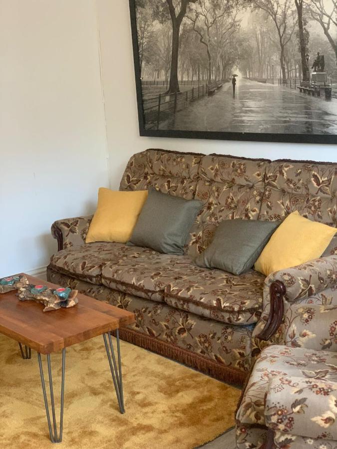 Alpha House Bed & Breakfast