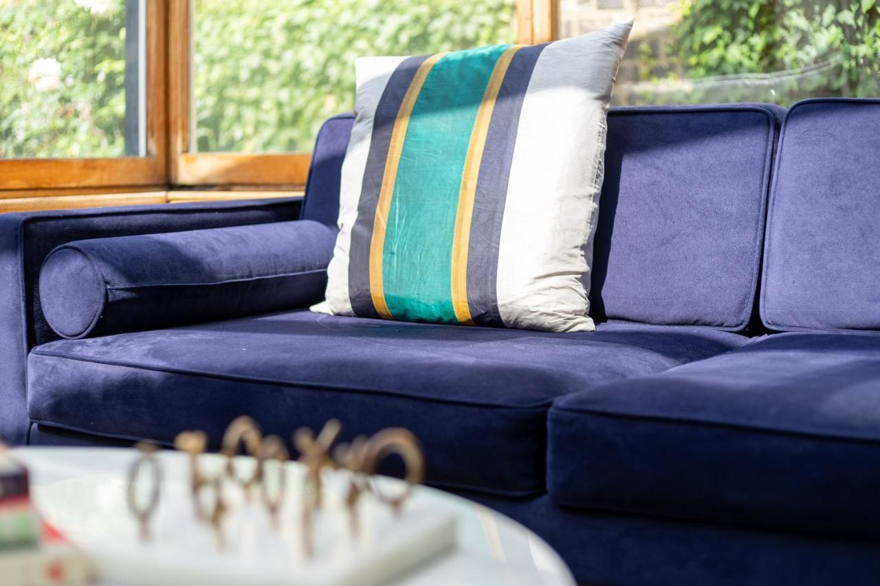 Apartment 4 Bedroom Edwardian Family House Wgarden, Notting Hill