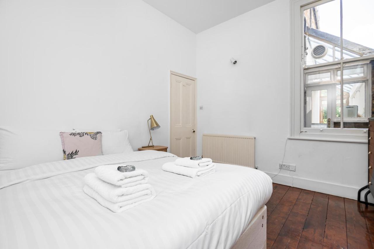 Apartment 4 Bedroom Edwardian Family House Wgarden, Notting Hill