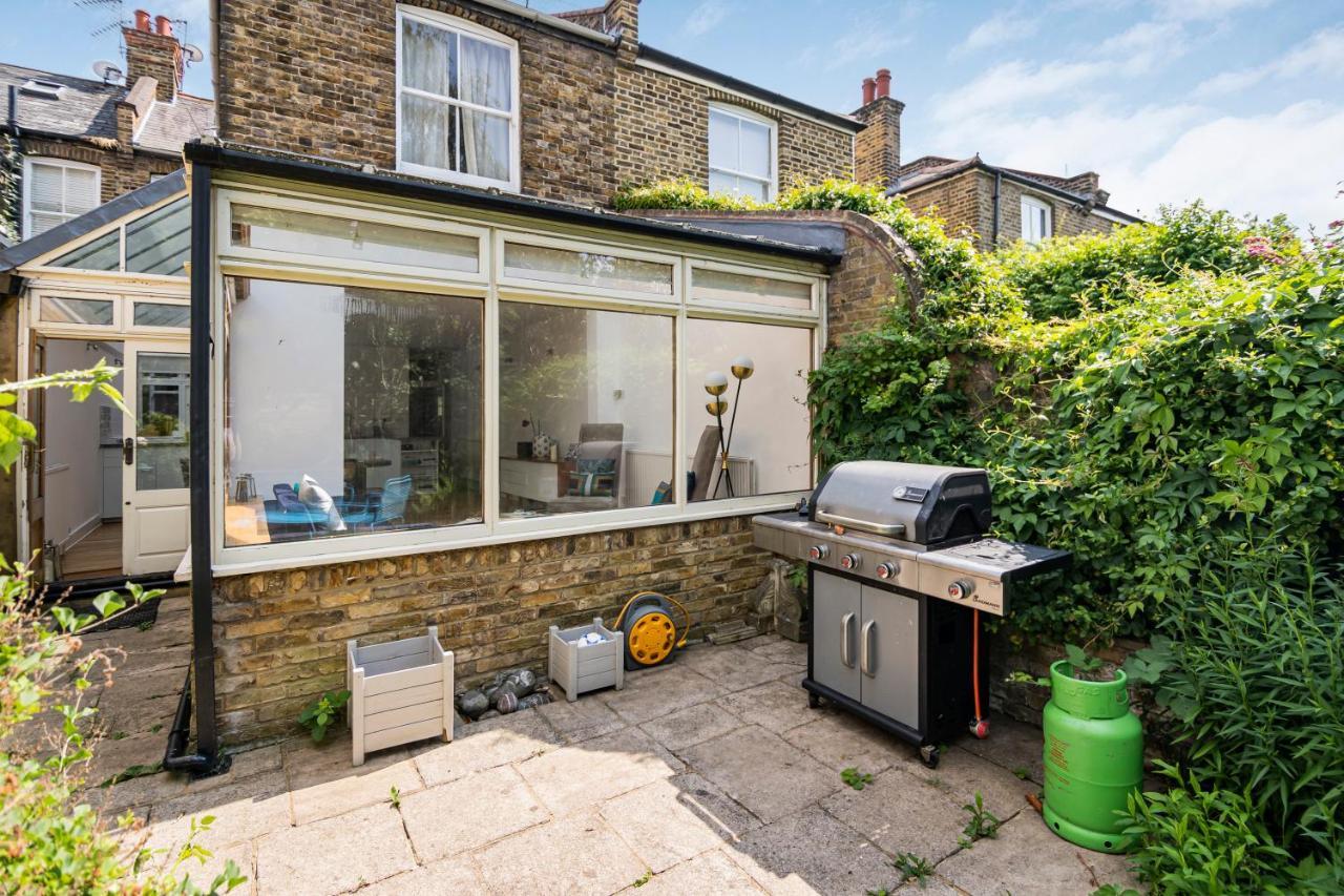 4 Bedroom Edwardian Family House Wgarden, Notting Hill Apartment London